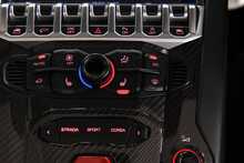 Lamborghini Aventador V12 LP 700-4 