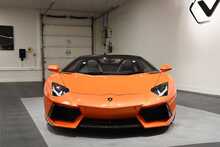 Lamborghini Aventador V12 LP 700-4 