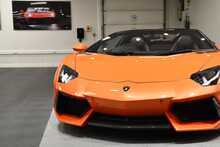 Lamborghini Aventador V12 LP 700-4 
