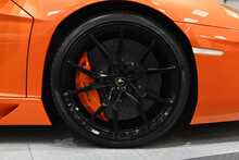 Lamborghini Aventador V12 LP 700-4 
