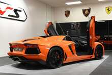 Lamborghini Aventador V12 LP 700-4 