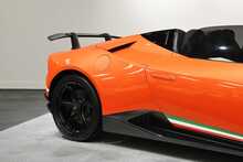 Lamborghini Huracan V10 LP 640-4 Performante