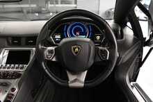 Lamborghini Aventador V12 LP 700-4 