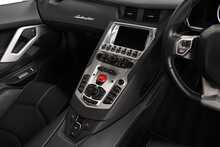 Lamborghini Aventador V12 LP 700-4 