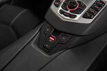 Lamborghini Aventador V12 LP 700-4 