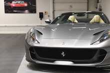 Ferrari 812 GTS V12