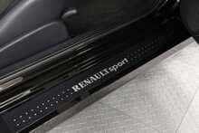 Renault Clio V6 Sport