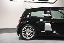 Renault Clio V6 Sport