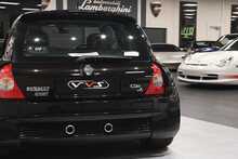 Renault Clio V6 Sport