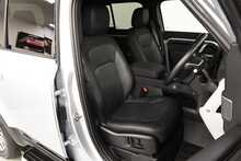 Land Rover Defender 110 D300 MHEV X-Dynamic SE