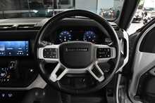Land Rover Defender 110 D300 MHEV X-Dynamic SE