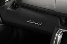 Lamborghini Aventador LP700-4 Roadster