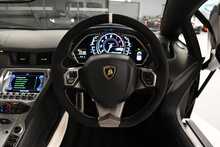 Lamborghini Aventador LP700-4 Roadster