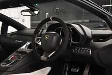 Lamborghini Aventador LP700-4 Roadster