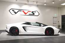 Lamborghini Aventador LP700-4 Roadster