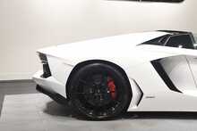 Lamborghini Aventador LP700-4 Roadster