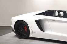 Lamborghini Aventador LP700-4 Roadster
