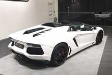 Lamborghini Aventador LP700-4 Roadster