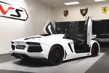 Lamborghini Aventador LP700-4 Roadster