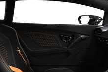 Lamborghini Huracan V10 LP 640-4 Performante