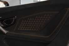 Lamborghini Huracan V10 LP 640-4 Performante