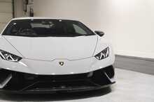 Lamborghini Huracan V10 LP 640-4 Performante