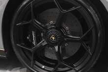 Lamborghini Huracan V10 LP 640-4 Performante