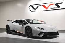 Lamborghini Huracan V10 LP 640-4 Performante