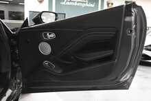 Aston Martin Vantage V8