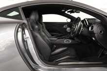 Aston Martin Vantage V8