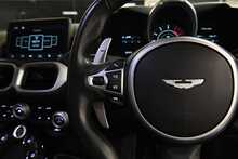 Aston Martin Vantage V8