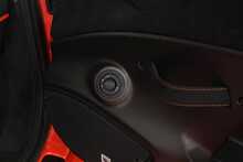 Ferrari 488 Pista T V8