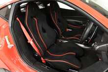 Ferrari 488 Pista T V8