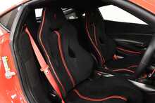 Ferrari 488 Pista T V8