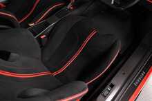 Ferrari 488 Pista T V8