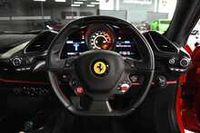 Ferrari 488 Pista T V8