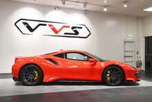 Ferrari 488 Pista T V8