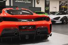 Ferrari 488 Pista T V8