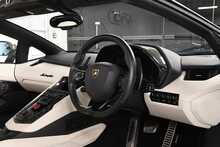 Lamborghini Aventador LP740-4 S Roadster