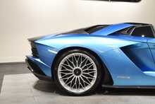 Lamborghini Aventador LP740-4 S Roadster