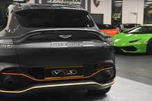 Aston Martin DBX V8