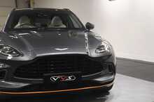 Aston Martin DBX V8