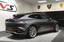 Aston Martin DBX V8