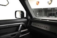 Land Rover Defender 90 D250 MHEV X-Dynamic HSE