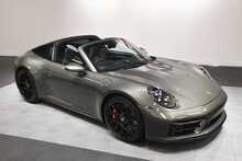 Porsche 911 T 992 4 GTS