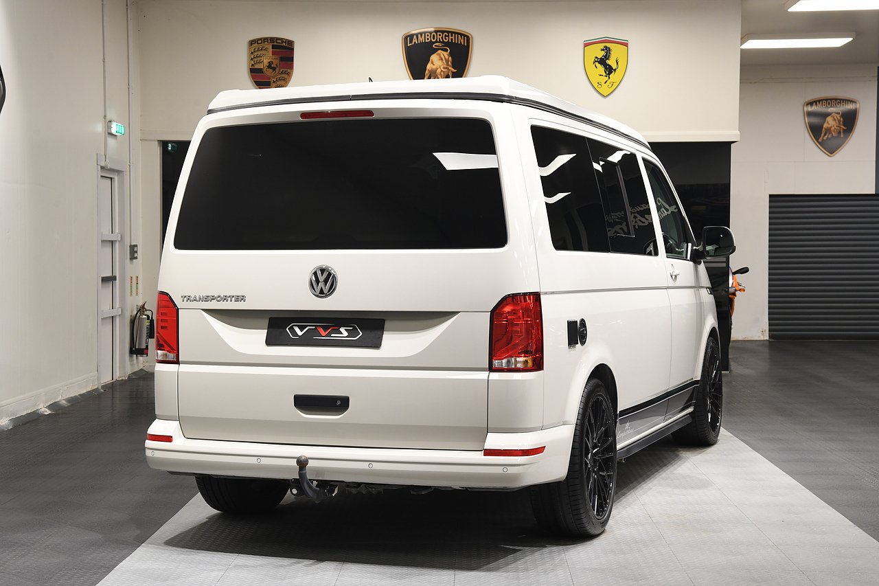 Used 2021 Volkswagen Transporter TDI T28 Highline For Sale in Kent