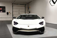 Lamborghini Aventador LP750-4 SV
