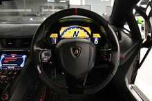 Lamborghini Aventador LP750-4 SV