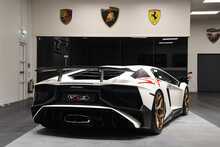 Lamborghini Aventador LP750-4 SV