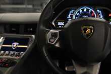 Lamborghini Aventador V12 LP 700-4
